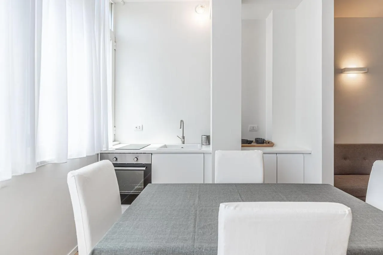 Argiro Luxury Apartment Bari 0*,  Italy